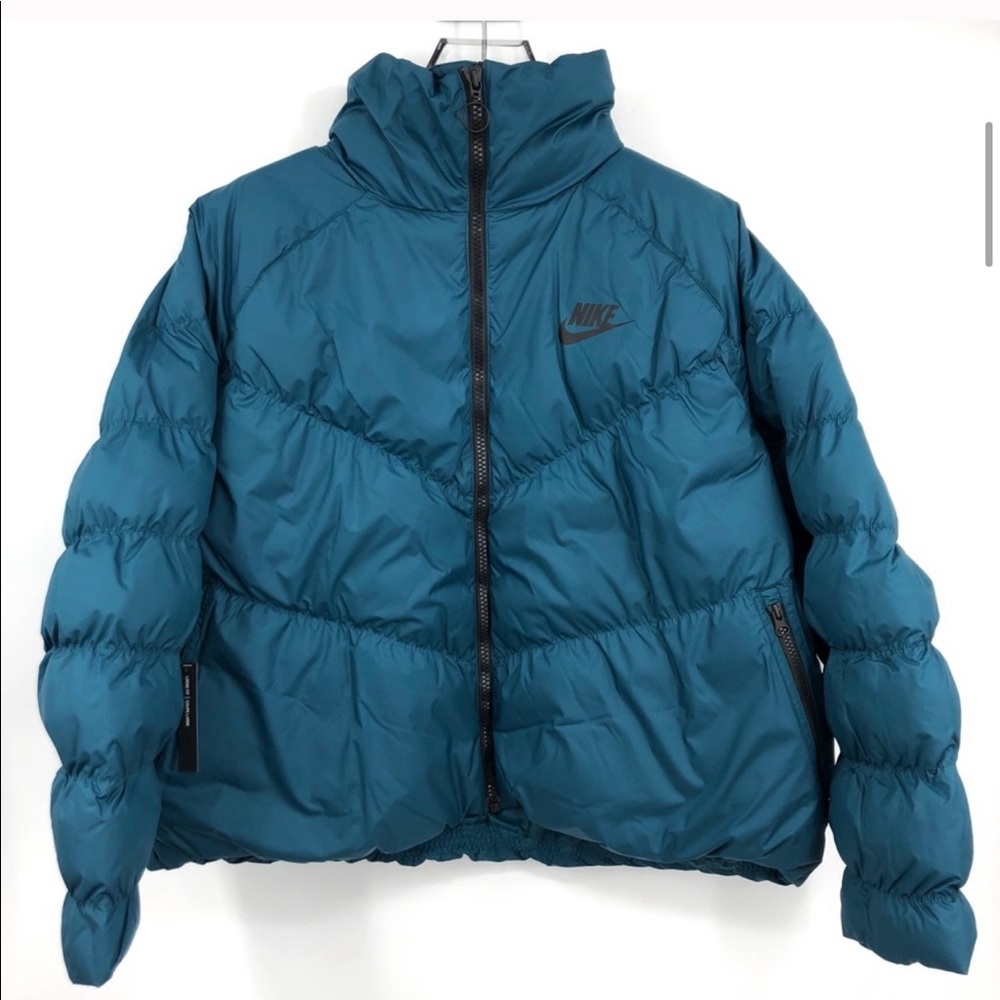 NWT Nike Sportswear Synthetic Fill Puffer Jacket